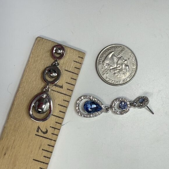 Givenchy Crystal Cut Linear Earrings In Silver & Sapphire New - Picture 6 of 8